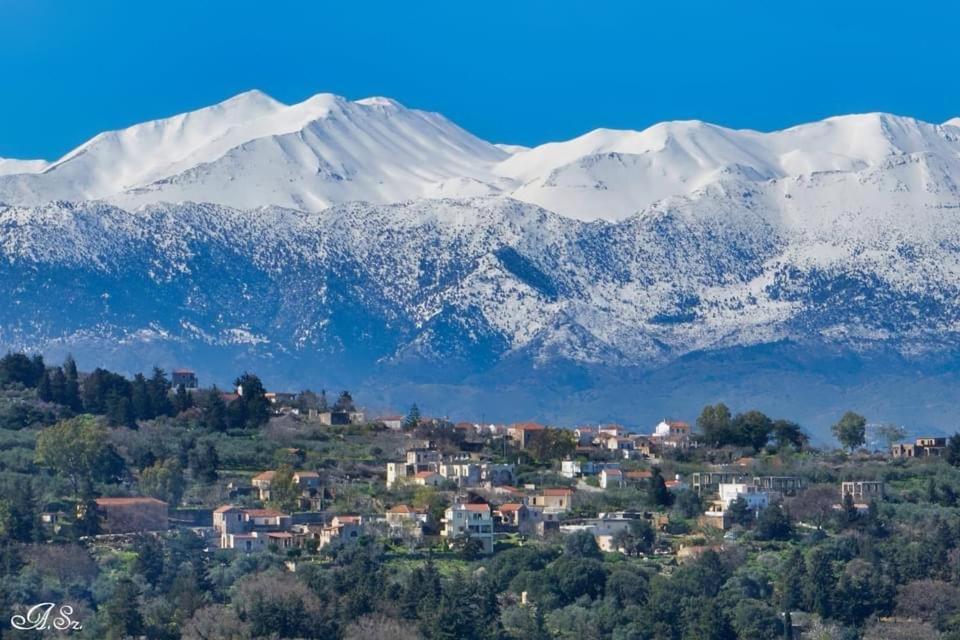 Λευκά Όρη Ξενοδοχείο Χανιά Εξωτερικό φωτογραφία